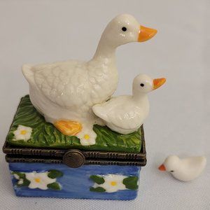 Vintage Miniature Enamel Trinket Box with Duck Figurines